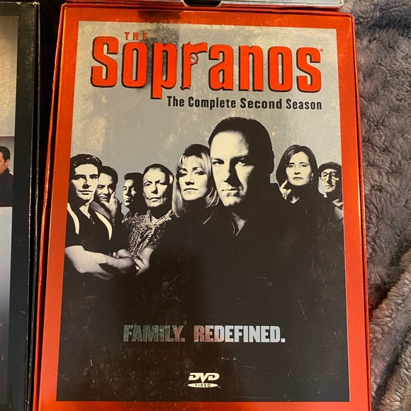 The Sopranos TV Series: GC The Sopranos dvd set 1-6 Part 1 - Picture 3 of 7